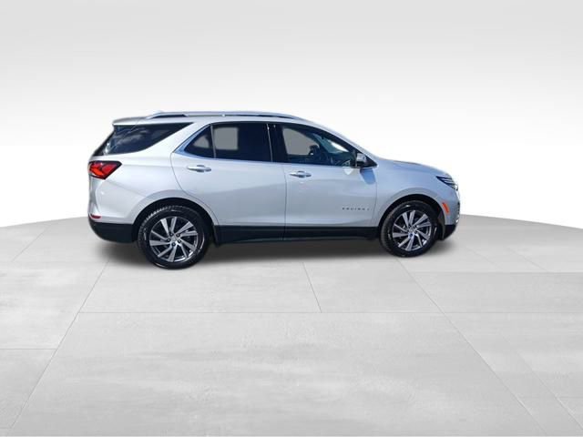 Used 2022 Chevrolet Equinox Premier image 3