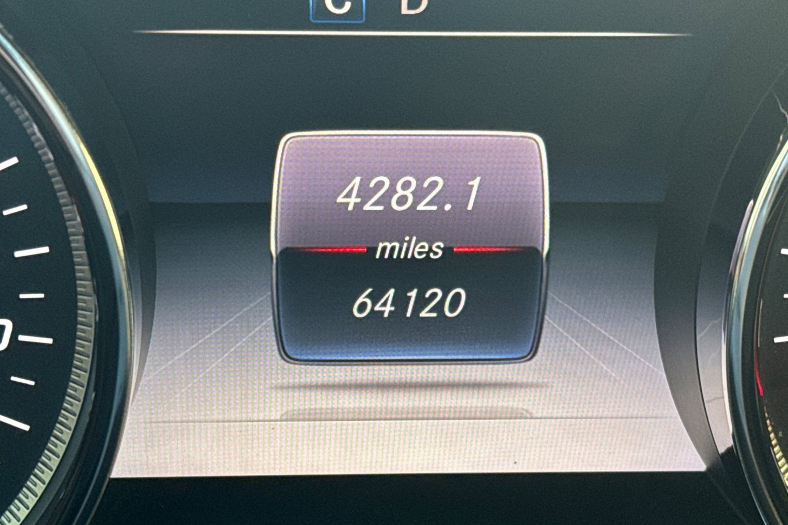 Used 2020 Mercedes-Benz E 350 Sedan image 29