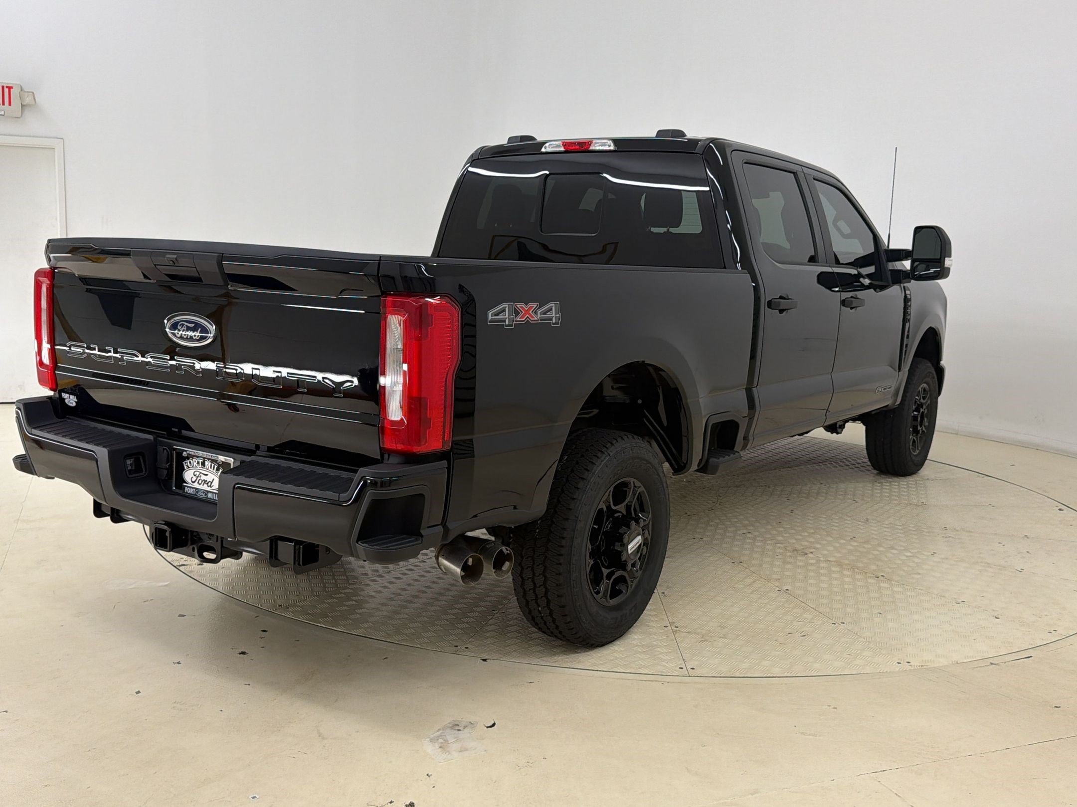 New 2026 Ford F250 XL w/ STX Appearance Package AWD/4WD image 9