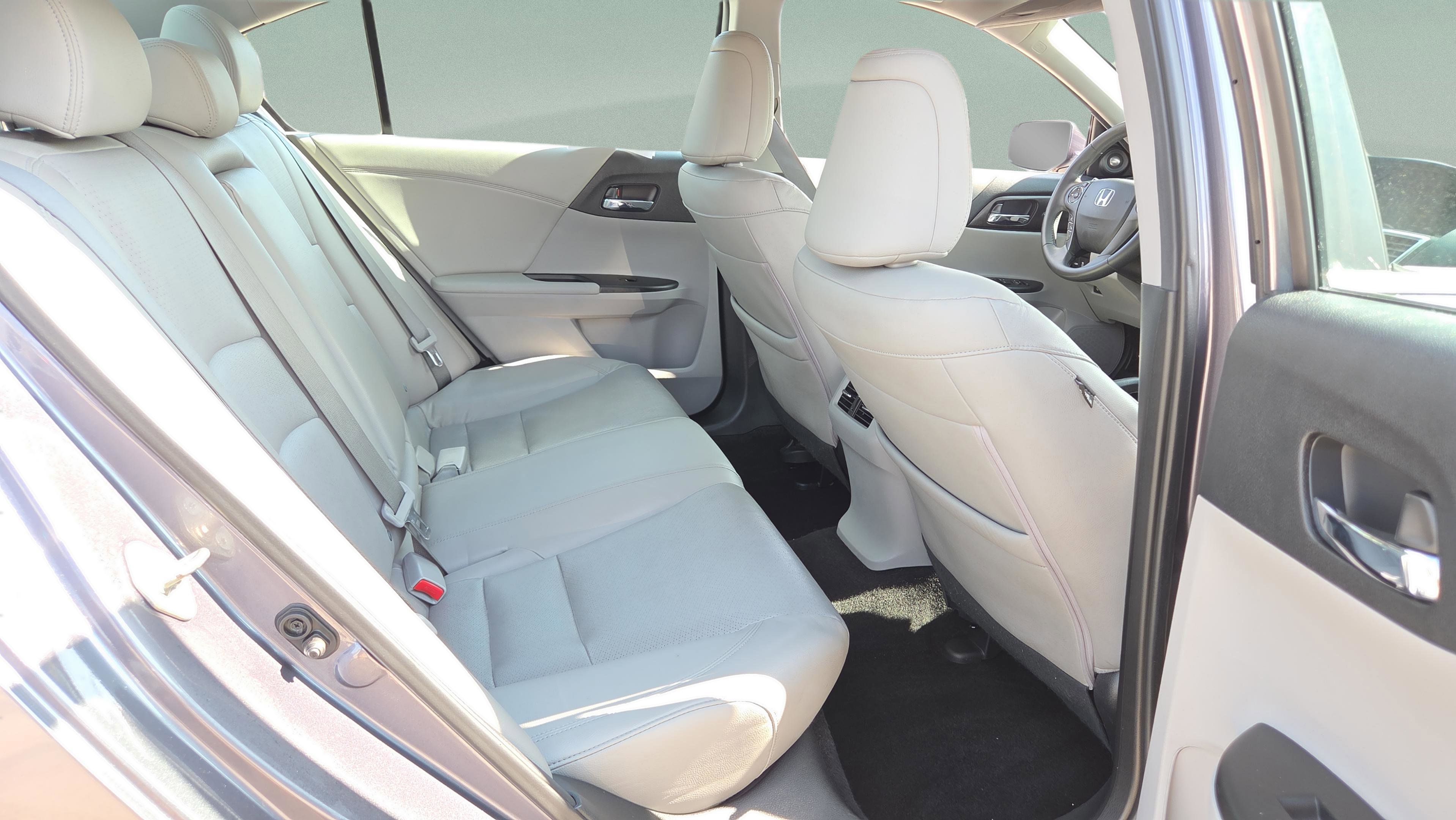 Used 2015 Honda Accord EX-L image 15
