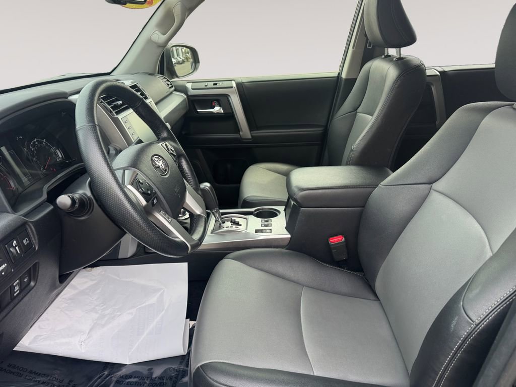 Used 2023 Toyota 4Runner SR5 Premium w/ Moonroof Package image 9