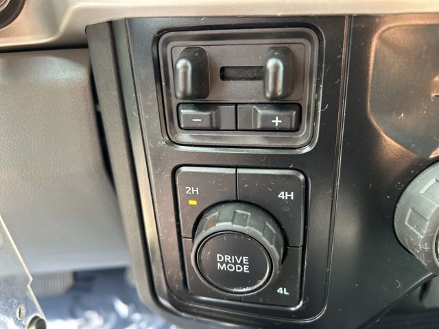 Used 2025 Ford F450 XLT w/ 360-Degree Camera Package image 21
