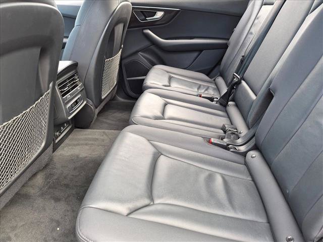 Used 2022 Audi Q7 3.0T Premium Plus w/ Premium Plus Package AWD/4WD image 16
