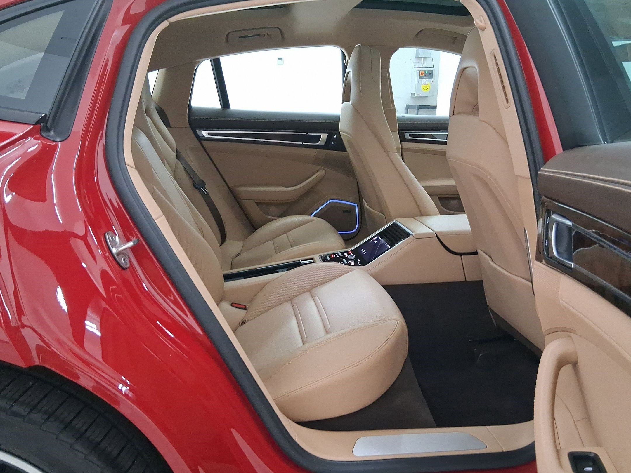 Certified 2023 Porsche Panamera 4S image 33