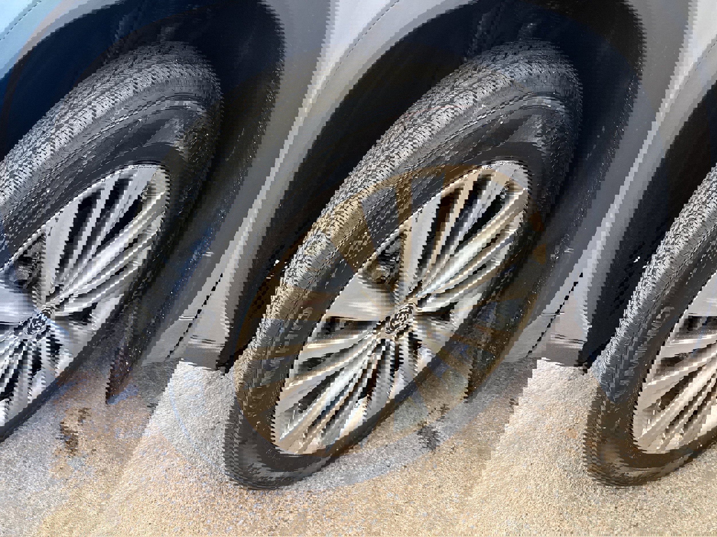 Used 2022 Toyota Highlander Platinum image 4