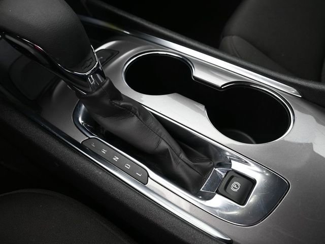 Used 2025 Chevrolet Malibu LT image 38