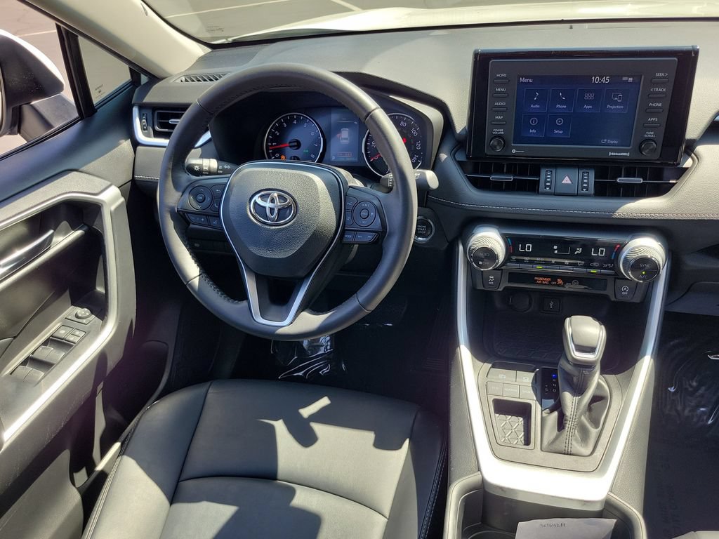 Used 2022 Toyota RAV4 XLE Premium FWD image 13