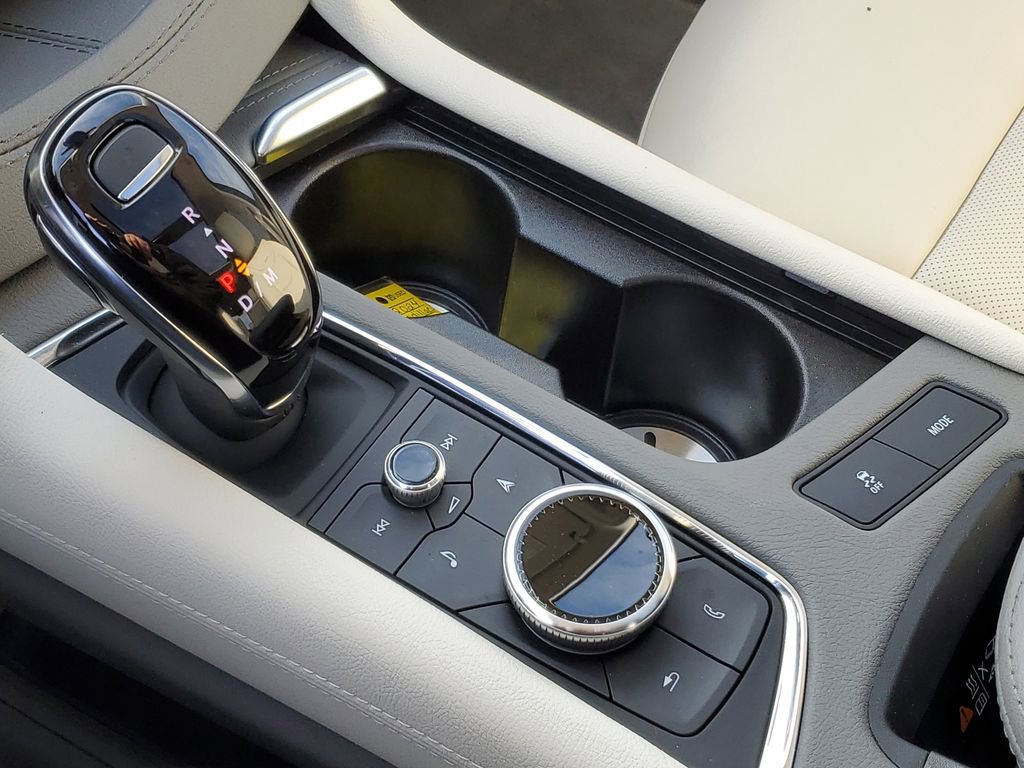 Certified 2024 Cadillac XT6 Premium Luxury image 22