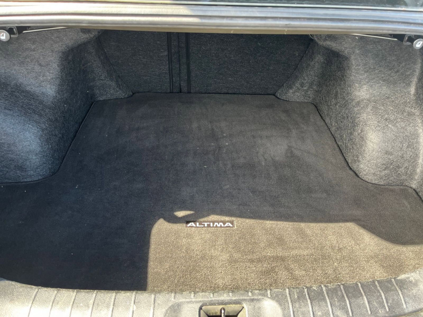 Used 2023 Nissan Altima 2.5 S FWD image 30