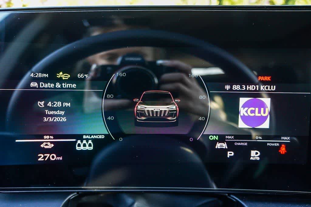 New 2025 Audi Q6 e-tron Premium Plus AWD/4WD image 25