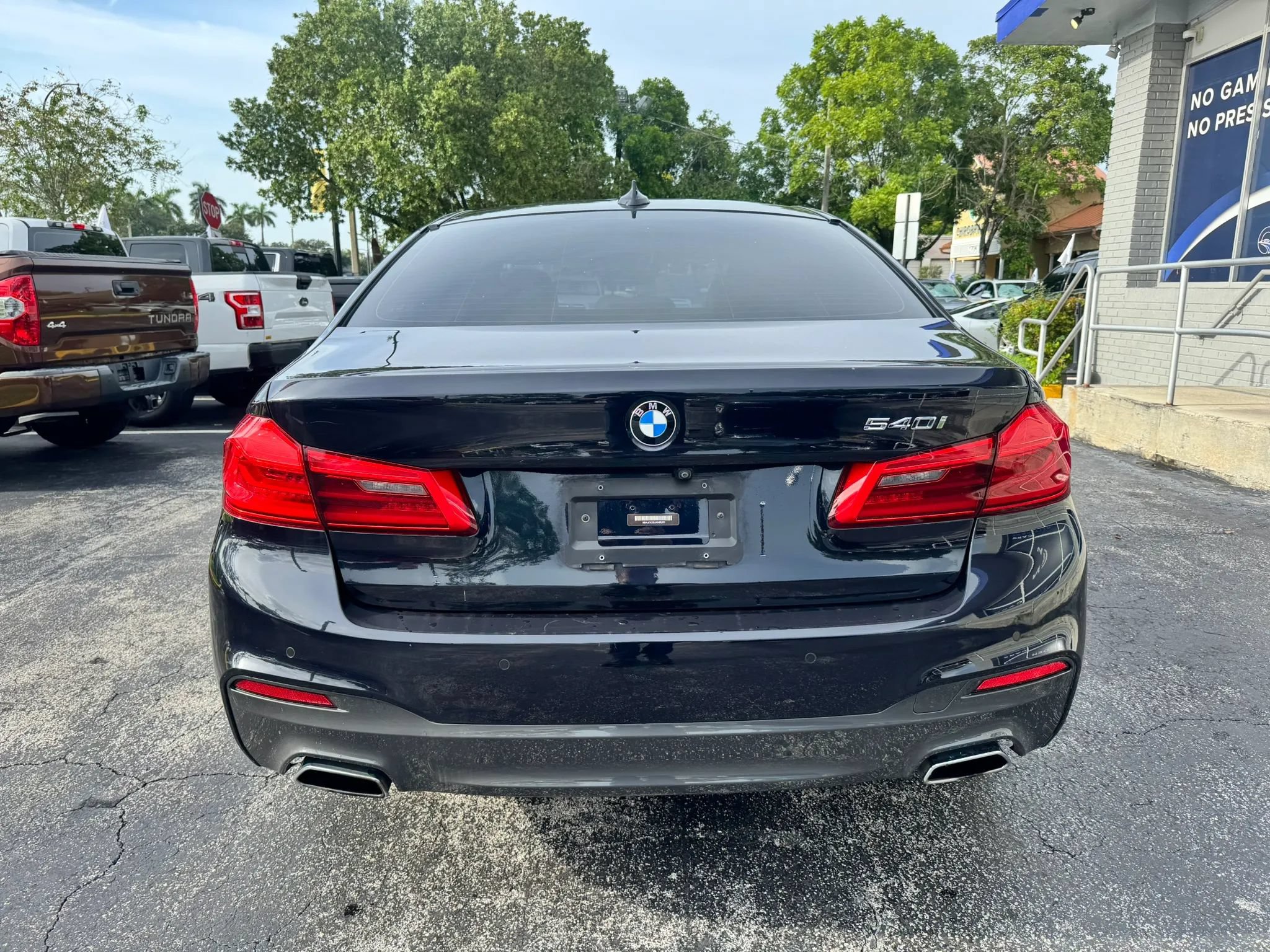 Used 2018 BMW 540i RWD image 7