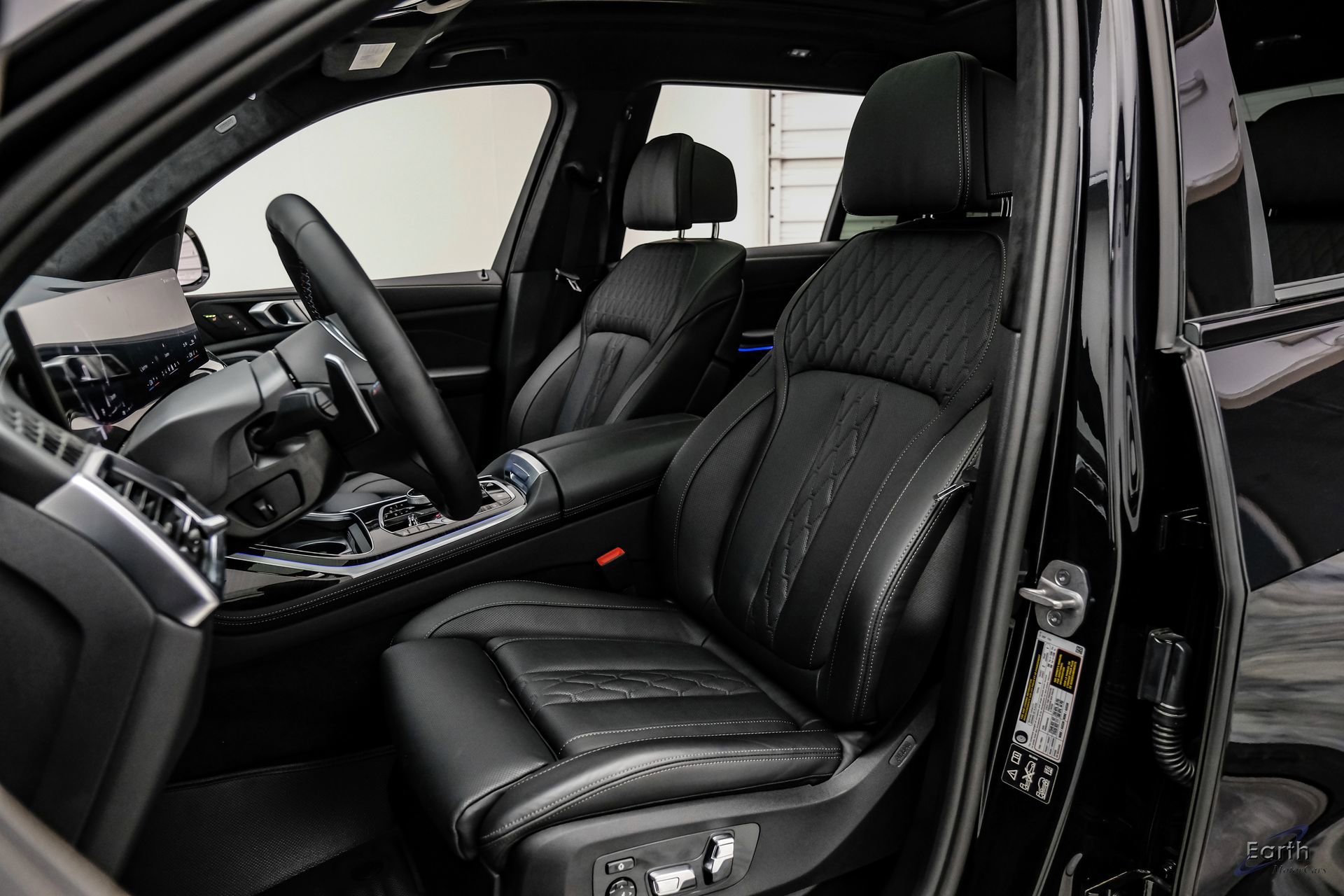Used 2026 BMW X7 M60i AWD/4WD image 39