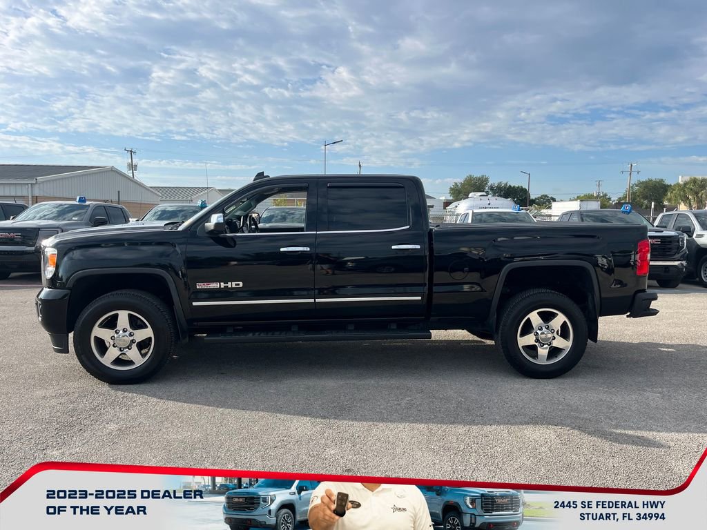 Used 2016 GMC Sierra 2500 SLT w/ All-Terrain HD Package AWD/4WD image 8