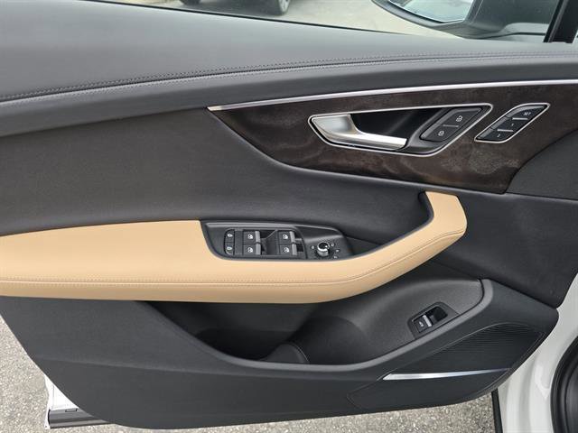 New 2025 Audi Q7 3.0T Prestige image 26