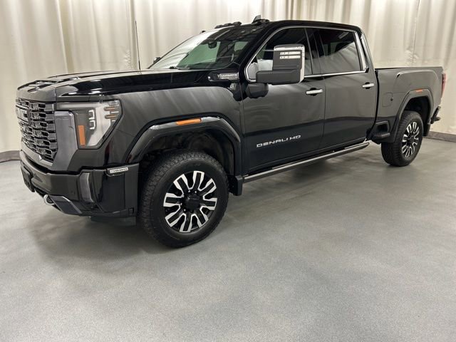 Used 2024 GMC Sierra 3500 Denali Ultimate image 2