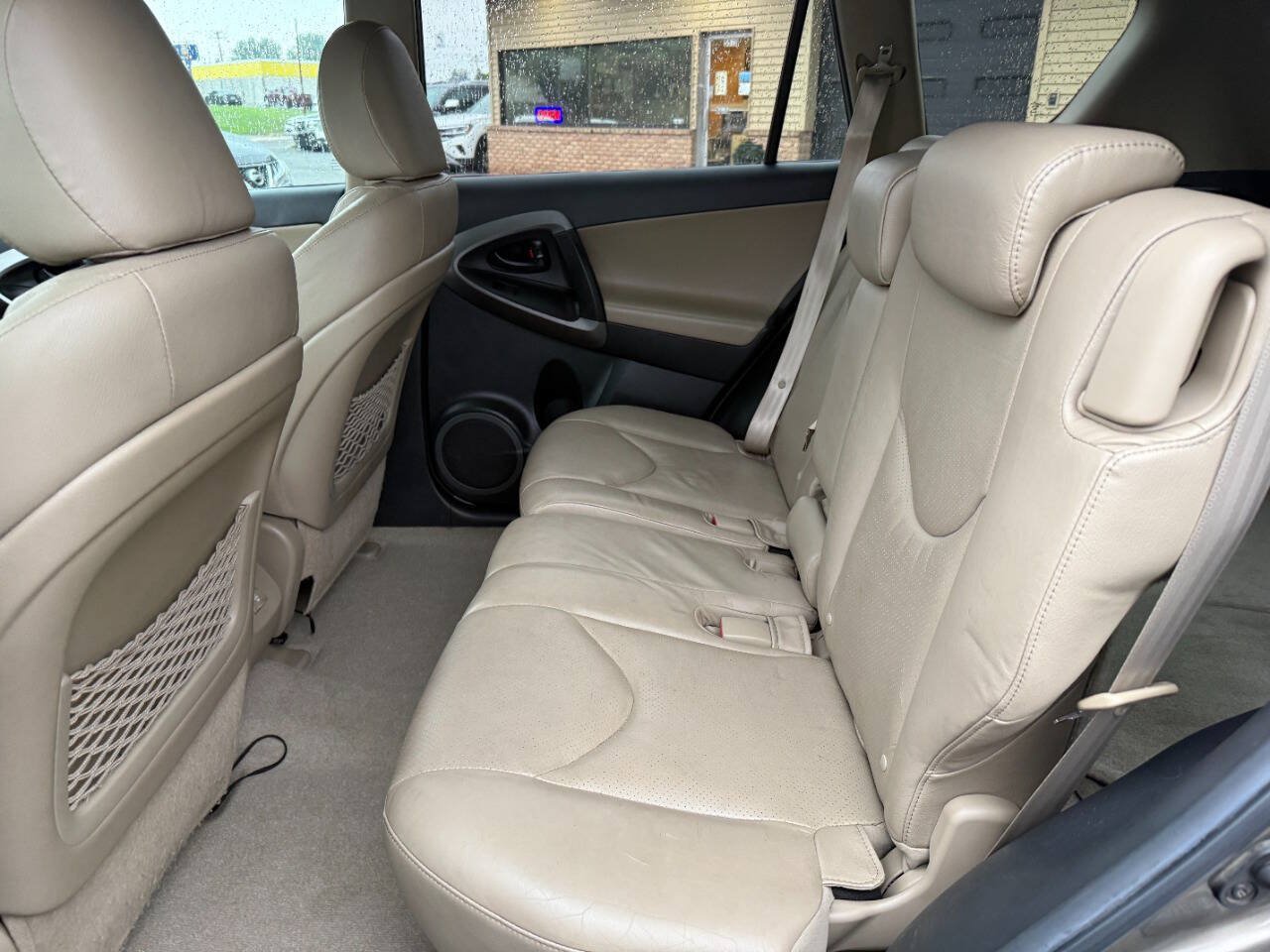 Used 2010 Toyota RAV4 Limited AWD/4WD image 26