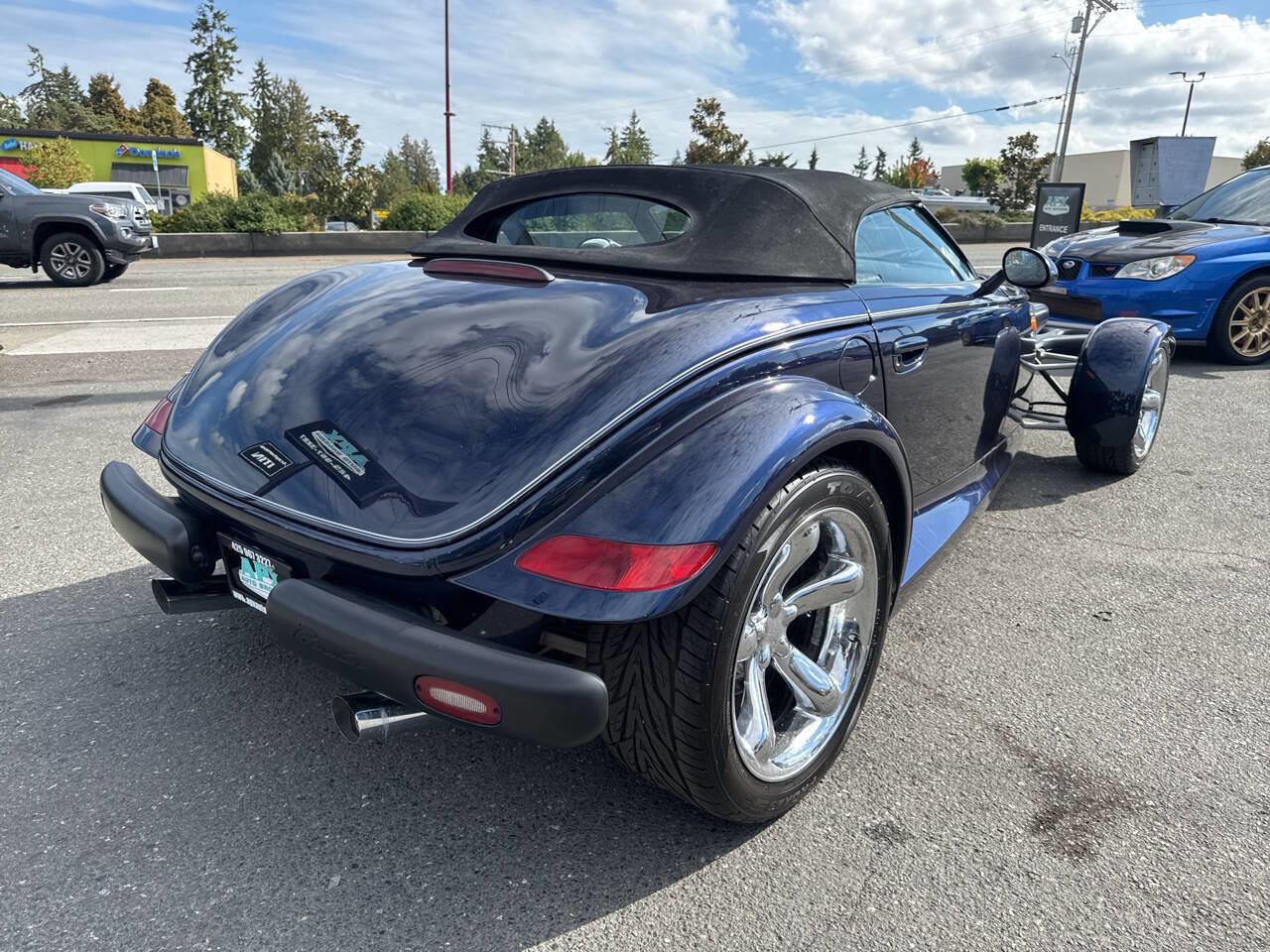 Used 2001 Chrysler Prowler image 7