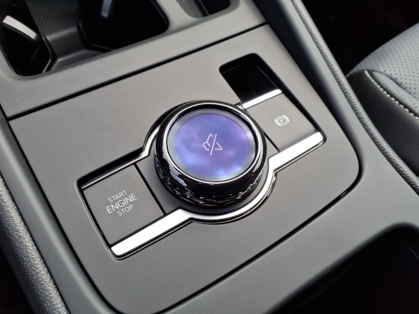 New 2026 Volkswagen Tiguan SE R-Line image 18