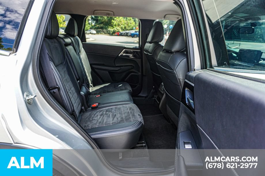 Used 2024 Mitsubishi Outlander SE AWD/4WD image 23