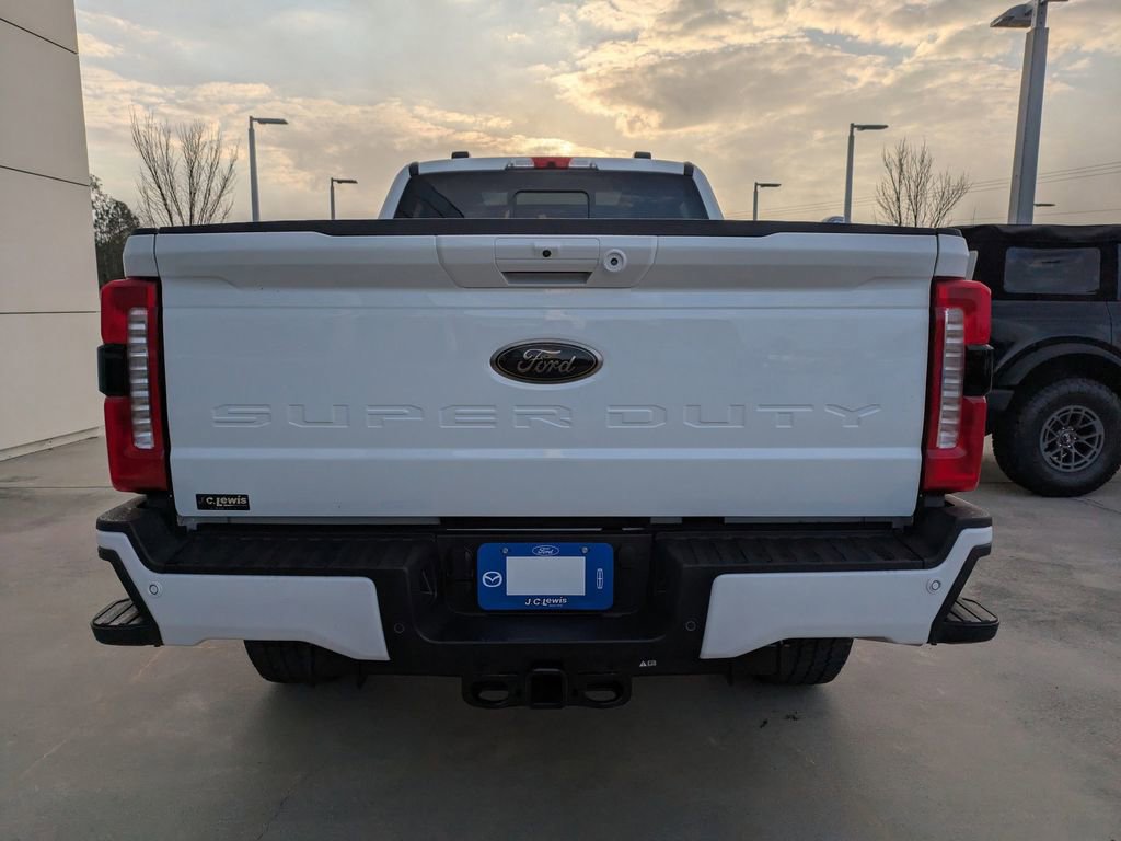 New 2025 Ford F250 Lariat w/ Lariat Ultimate Package image 5