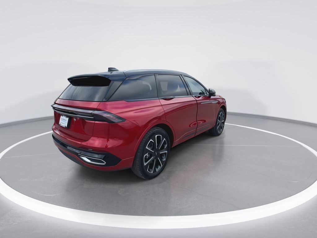 New 2026 Lincoln Nautilus Reserve image 8