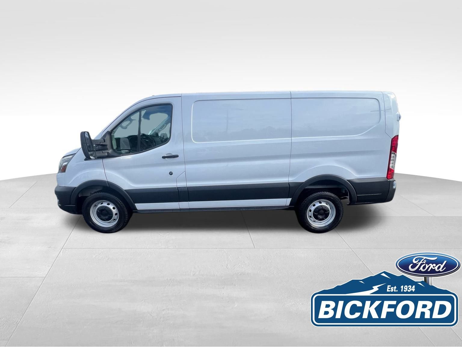 New 2025 Ford Transit 250 Low Roof RWD image 11
