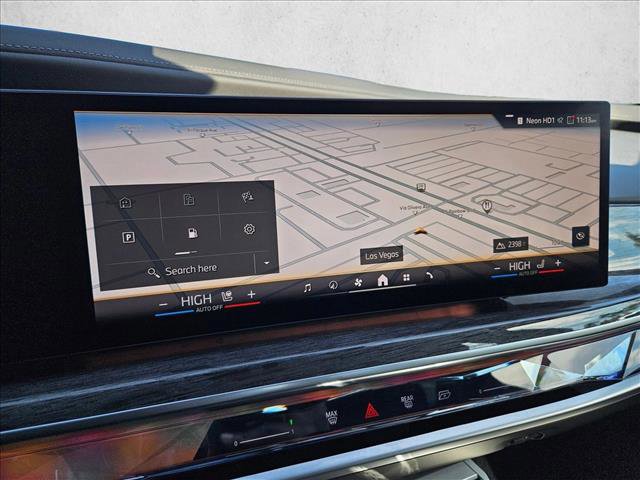 Used 2024 BMW 740i w/ Premium Package image 10