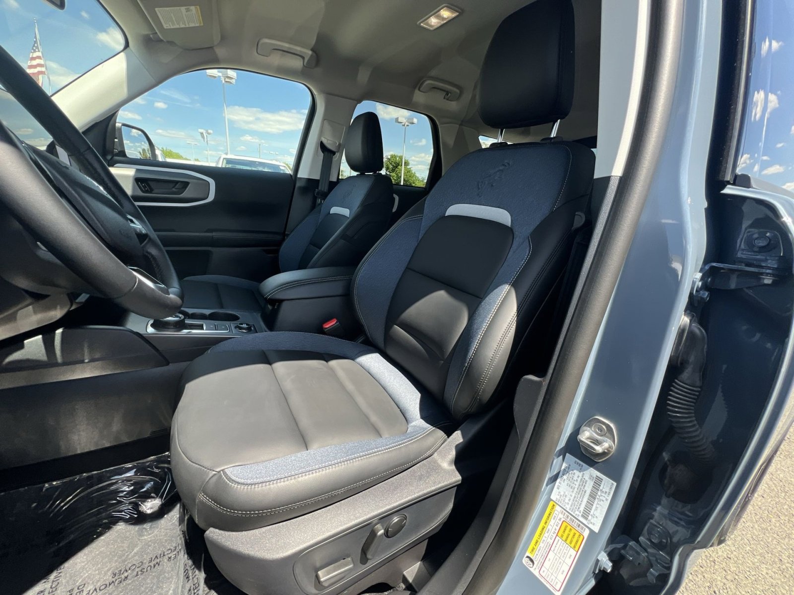 Used 2025 Ford Bronco Sport Outer Banks w/ Outer Banks Tech Package+ AWD/4WD image 21