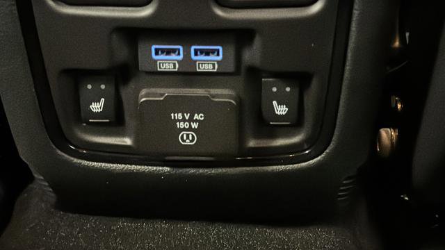 Used 2024 Dodge Durango R/T image 35