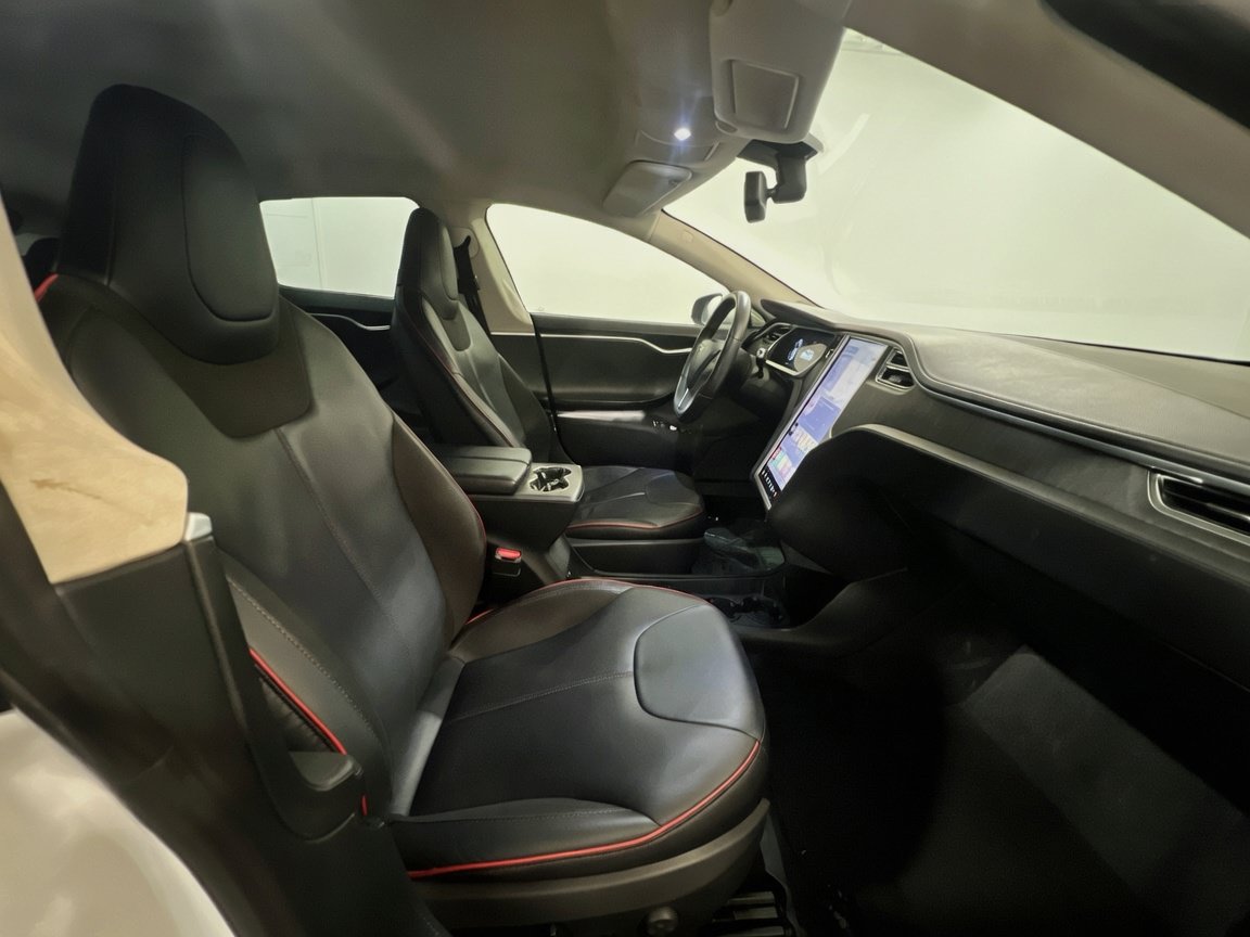 Used 2013 Tesla Model S Performance RWD image 21