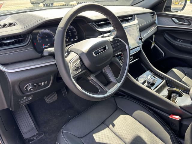 New 2026 Jeep Grand Cherokee L Limited AWD/4WD image 17
