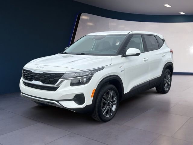 Used 2023 Kia Seltos LX image 1