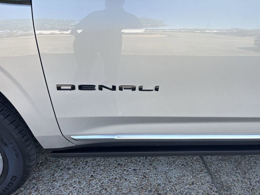 Certified 2024 GMC Yukon XL Denali w/ Max Trailering Package AWD/4WD image 33