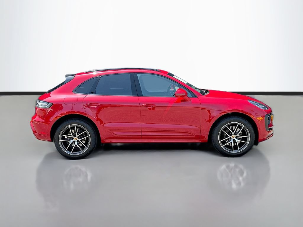 Certified 2022 Porsche Macan S AWD/4WD image 8