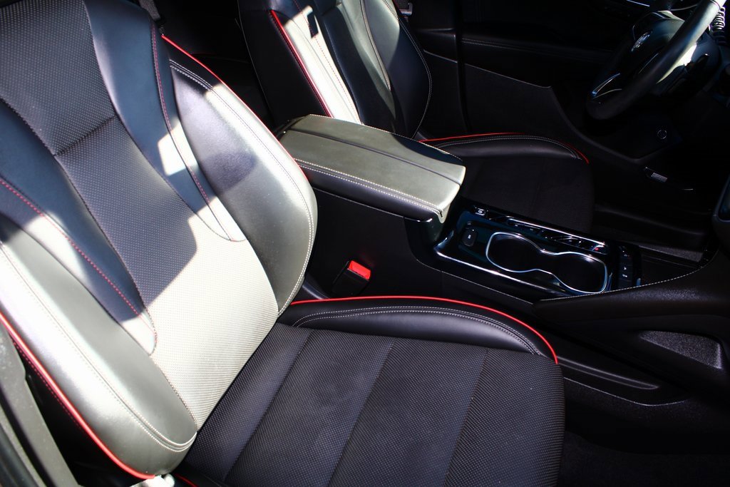 Used 2022 Buick Envision Essence w/ Technology Package I image 6