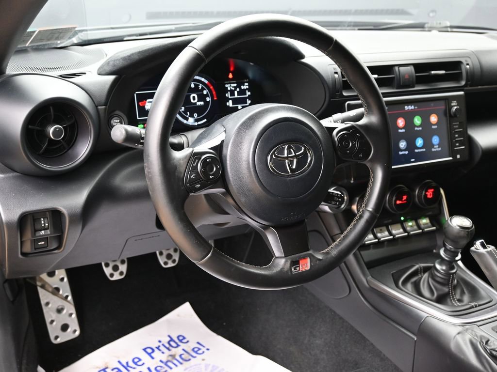 Used 2023 Toyota GR86 Premium image 31