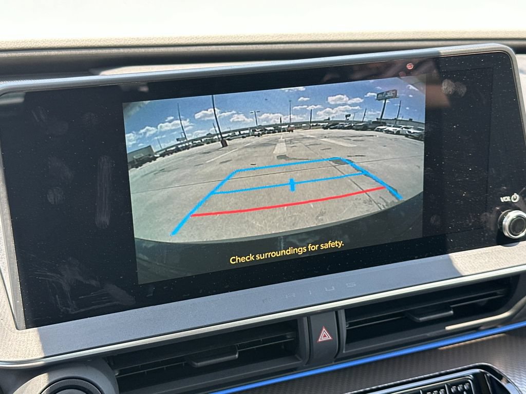 Used 2025 Toyota Prius Limited FWD image 19