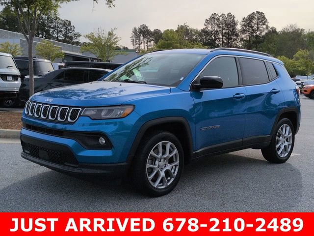 Used 2024 Jeep Compass Latitude image 7