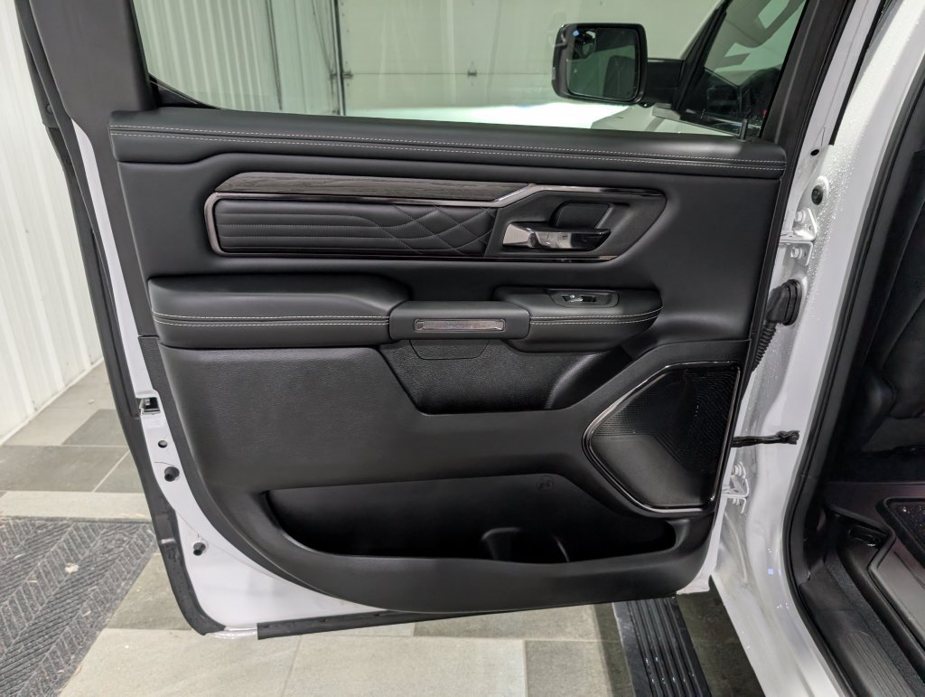 Used 2026 RAM 1500 Limited AWD/4WD image 10