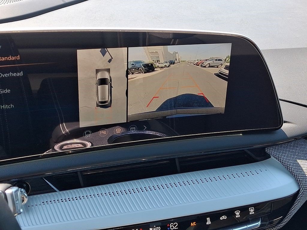 Certified 2026 Cadillac Optiq Luxury 1 AWD/4WD image 18