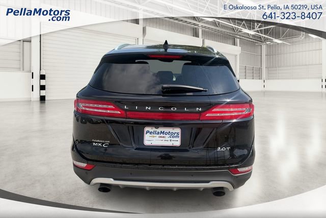 Used 2017 Lincoln MKC Premiere FWD image 4