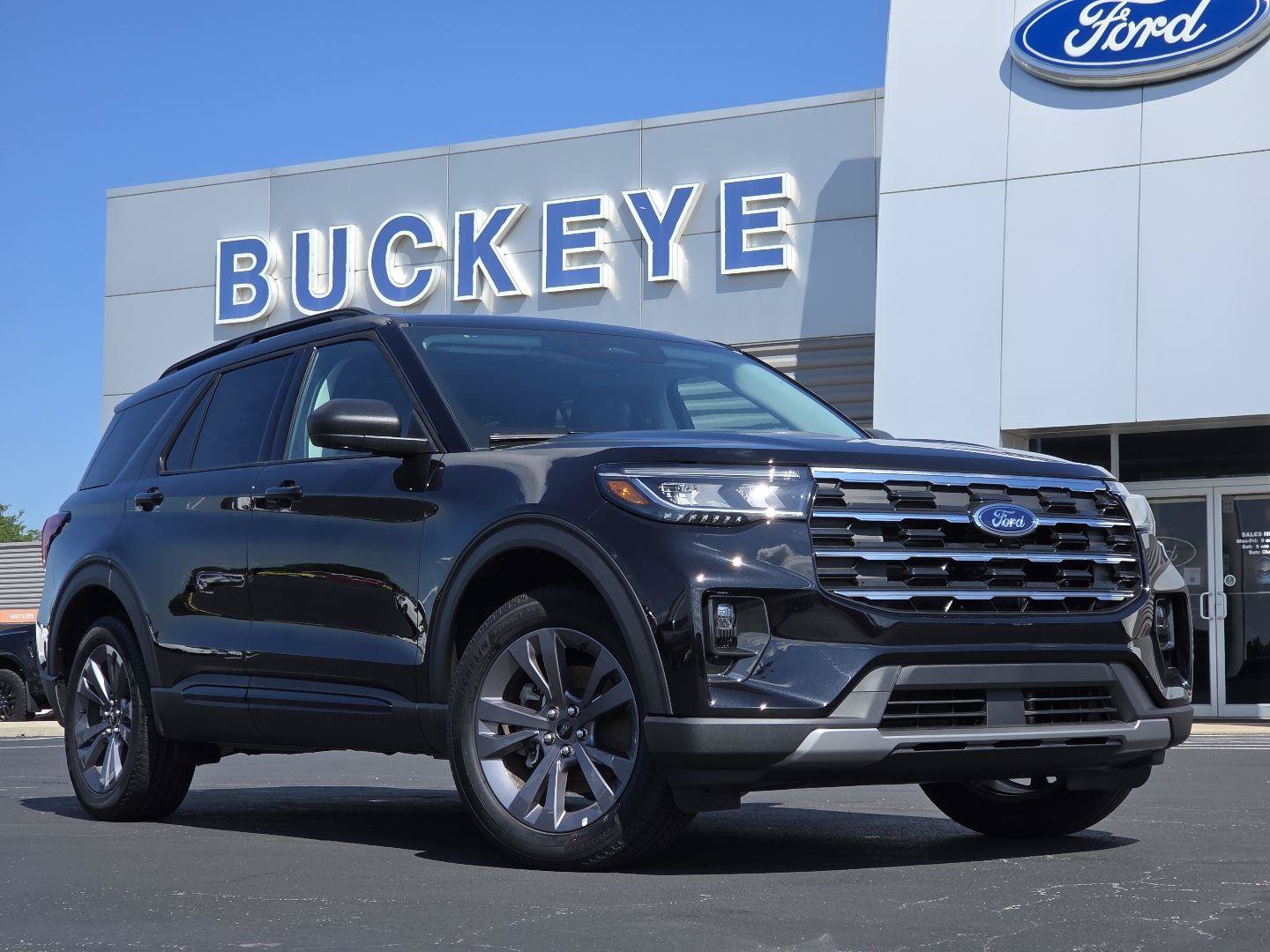 New 2026 Ford Explorer Active w/ Active Comfort Package AWD/4WD image 2