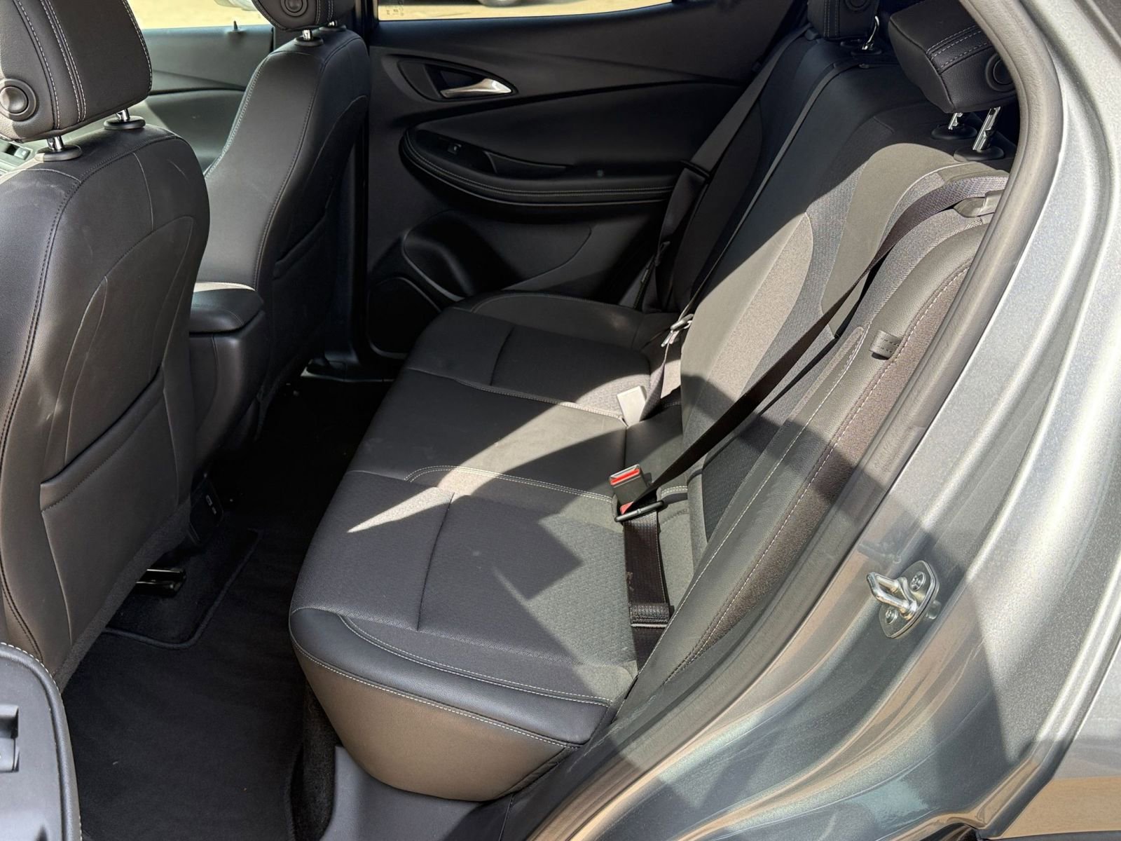 Used 2025 Buick Encore GX Preferred image 27