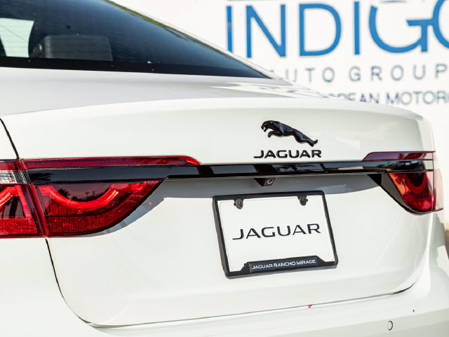 New 2024 Jaguar XF R-Dynamic SE AWD/4WD image 11