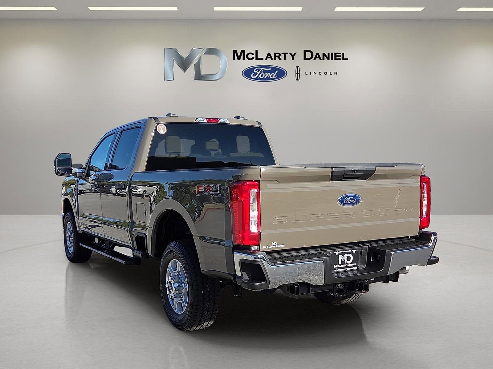 New 2026 Ford F250 XLT image 4