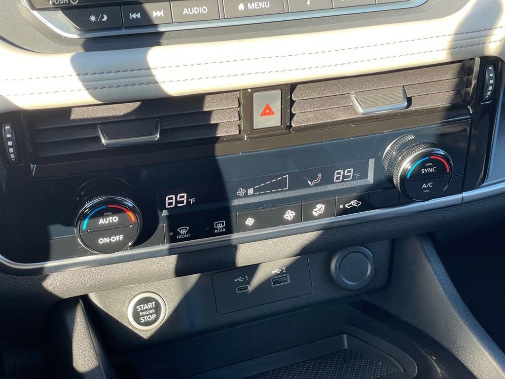 Certified 2023 Nissan Rogue SV AWD/4WD image 19