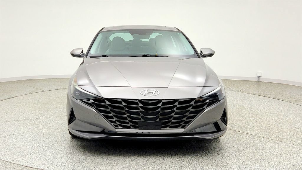 Used 2023 Hyundai Elantra Limited FWD image 2
