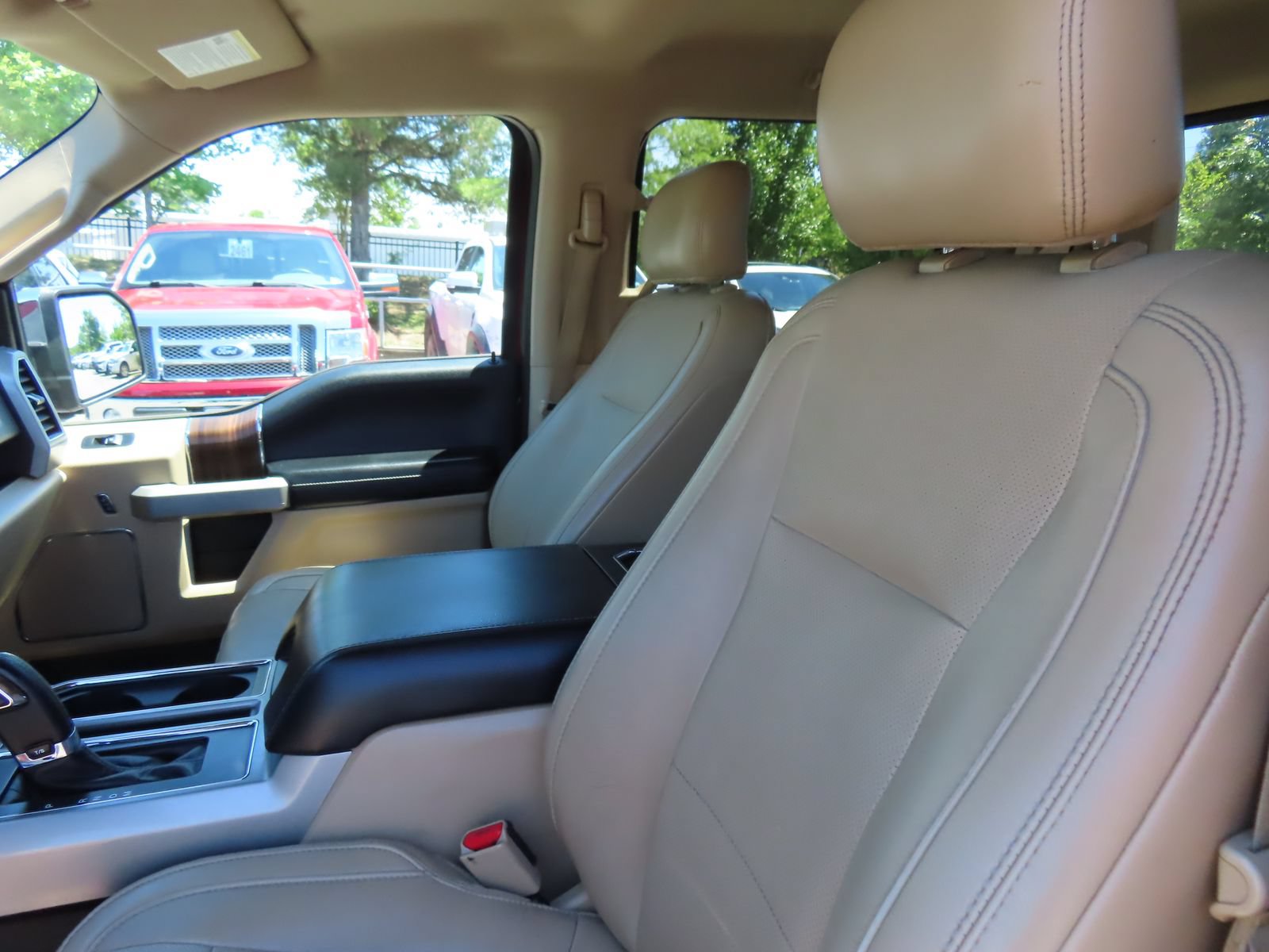 Used 2017 Ford F150 Lariat w/ Equipment Group 502A Luxury AWD/4WD image 37