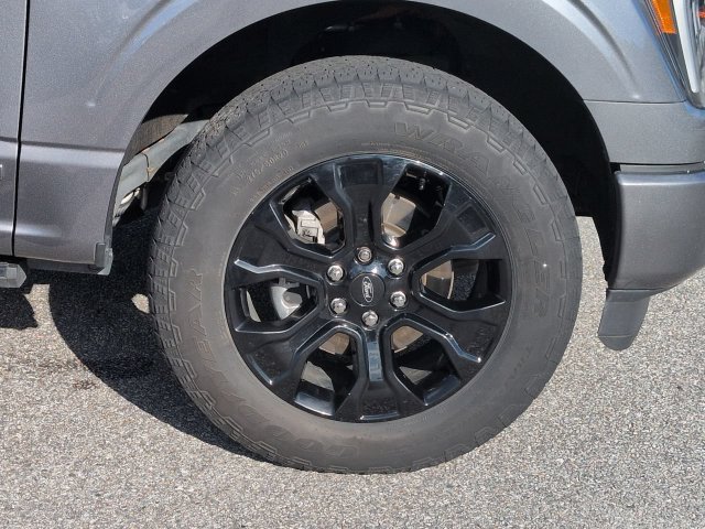 Used 2023 Ford F150 Lariat w/ Equipment Group 502A High AWD/4WD image 11