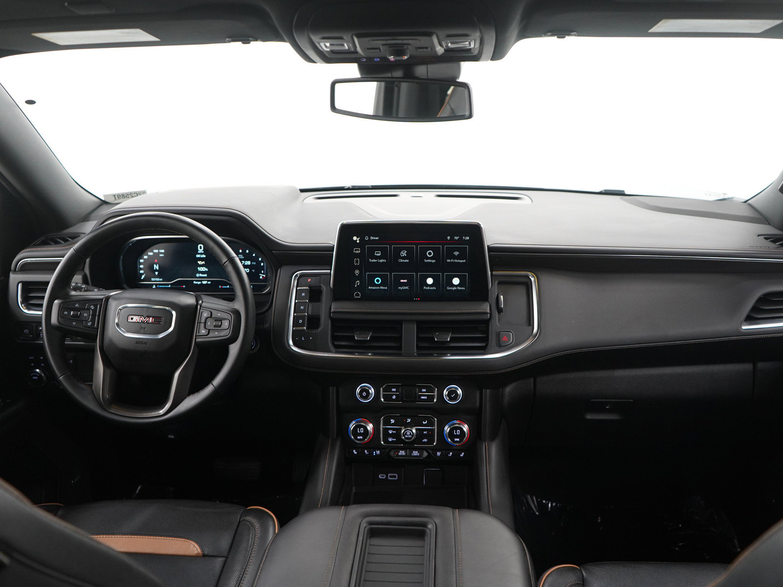 Used 2023 GMC Yukon AT4 w/ AT4 Premium Package AWD/4WD image 14